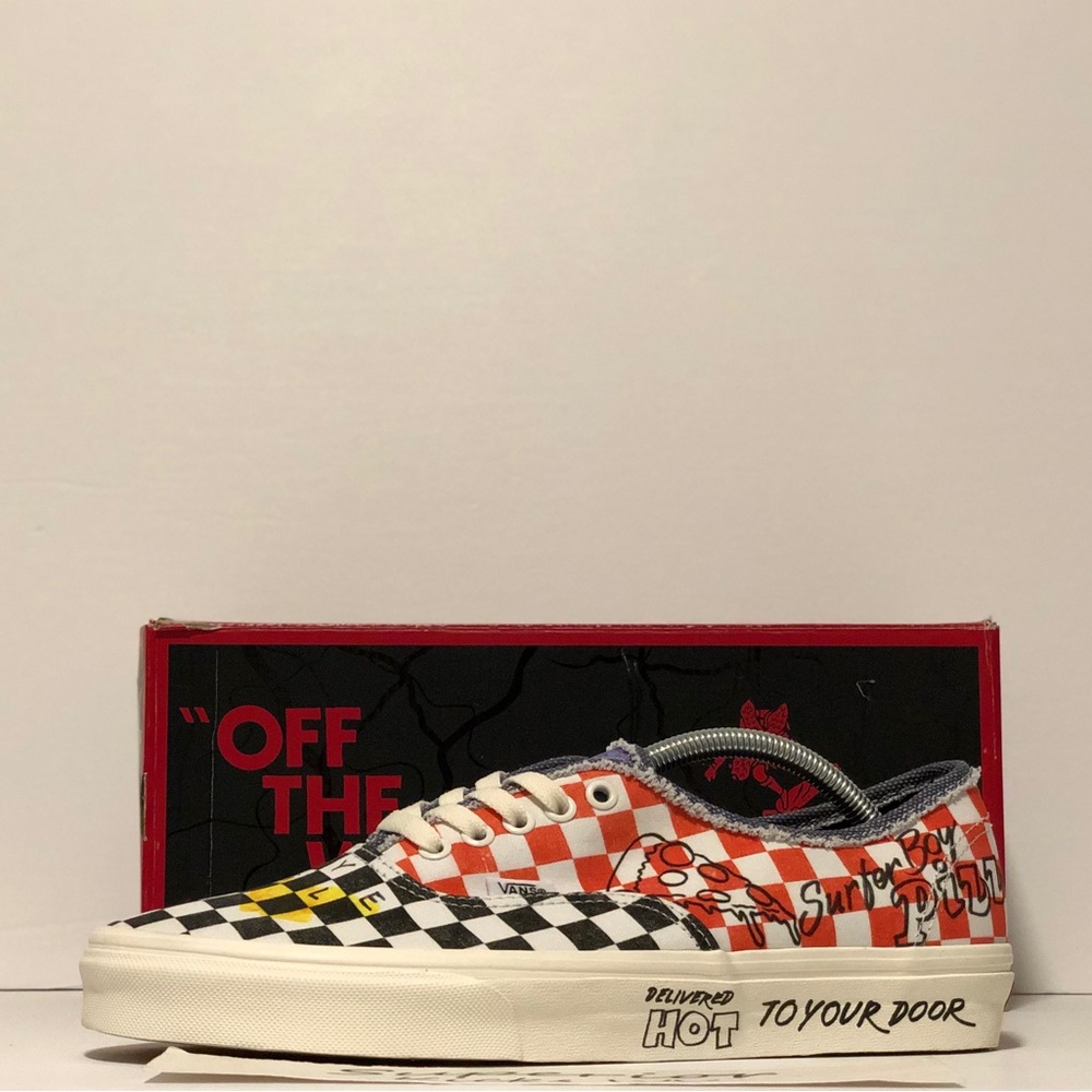 Vans Authentic (Netflix Stranger Things) “Multi/Checkerboard” - Picture 2 of 6